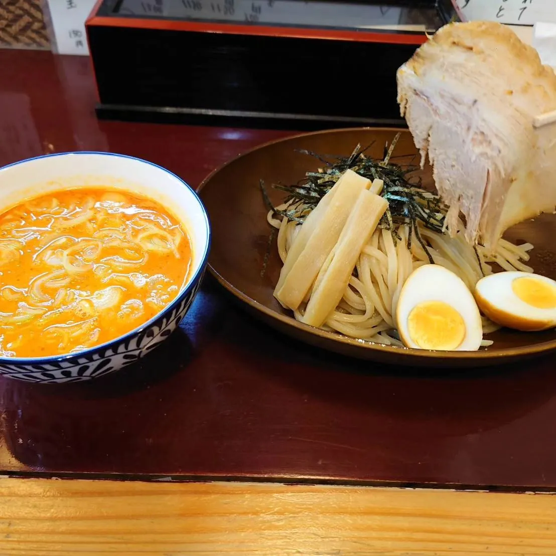 #八幡西区折尾煮干しラーメン寿限無