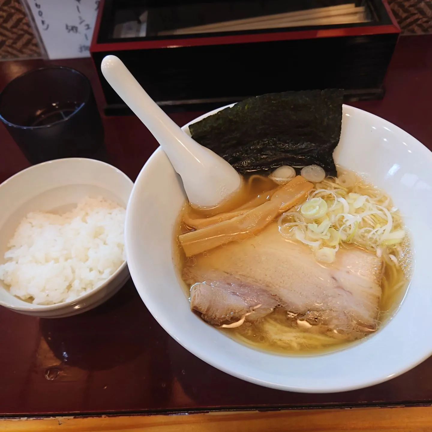 #八幡西区折尾煮干しラーメン寿限無