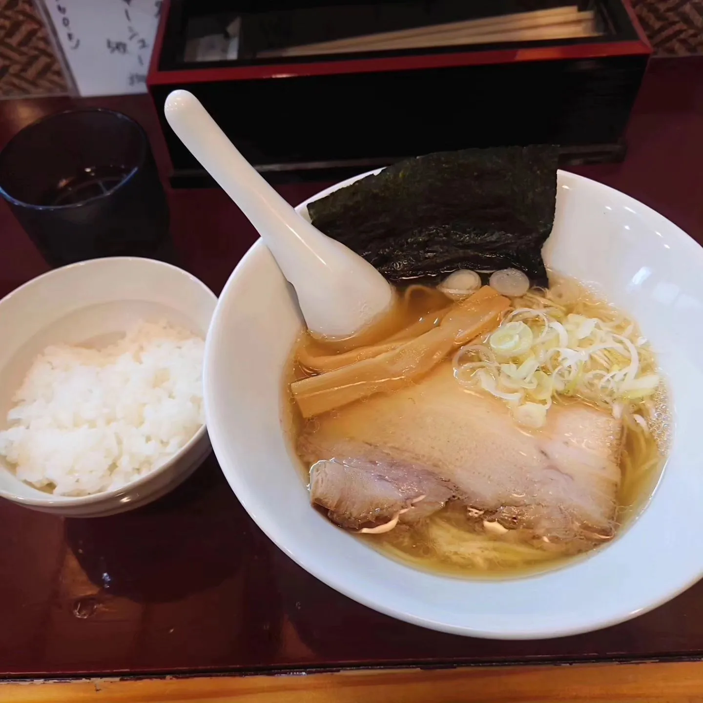 #八幡西区折尾煮干しラーメン寿限無